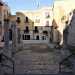 Ci dirigiamo ora verso i resti di Santa Maria del Buonconsiglio. Era una chiesa barocca: fu demolita nel 1938 per volere dellamministrazione Podestarile con il fine di migliorare la viabilit e lareazione in quella zona. Per fortuna durante i lavori furono trovati i pi antichi resti della pavimentazione bizantina che fu lasciata a vista, ornata dalle colonne sopravvissute allo smantellamento
